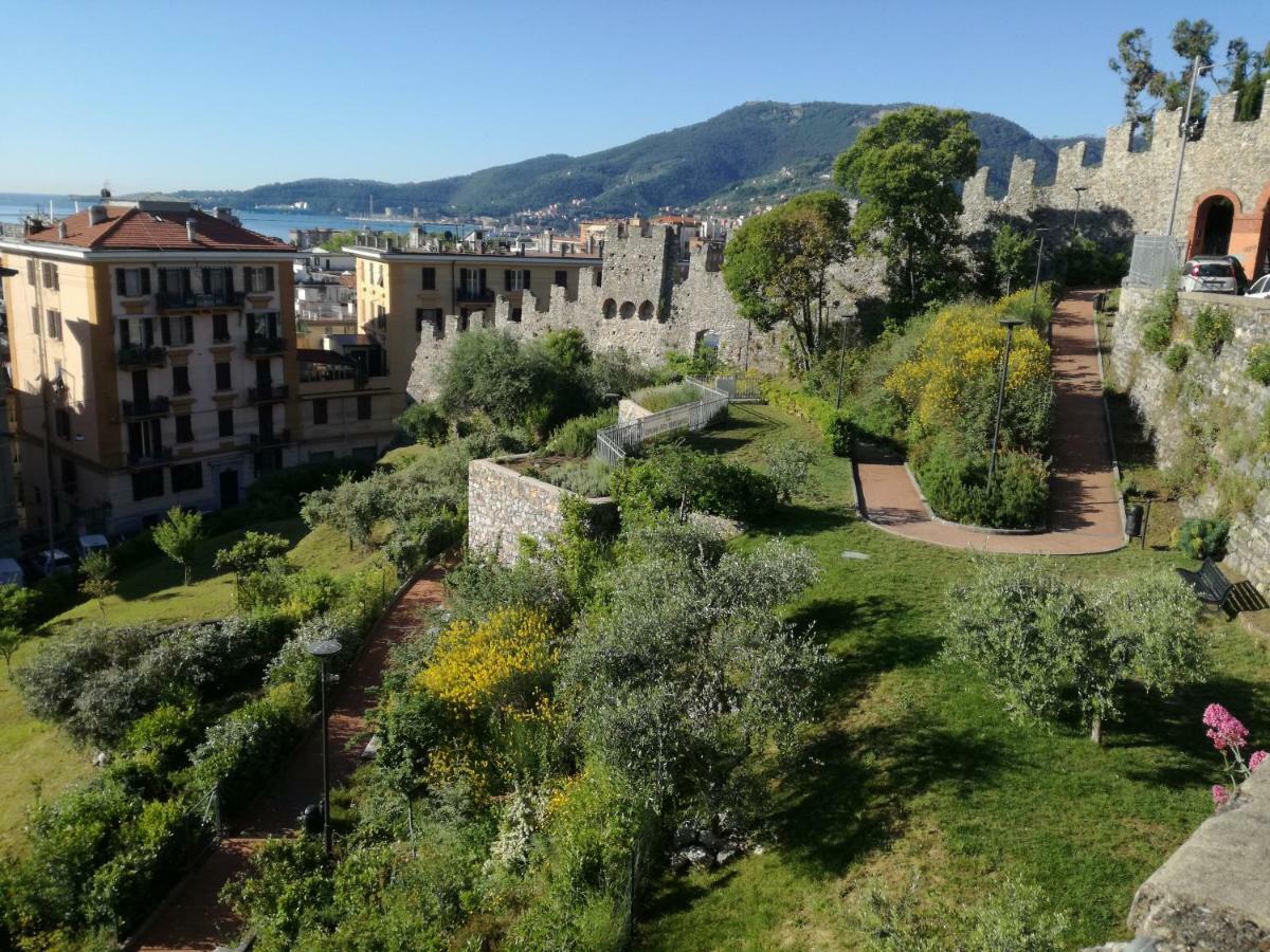 Apartmán La Pietra Del Golfo La Spezia Exteriér fotografie